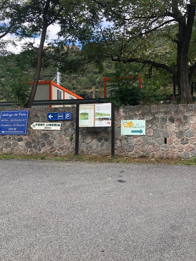 A L'Ombre Du Fort Fuilla Exterior foto